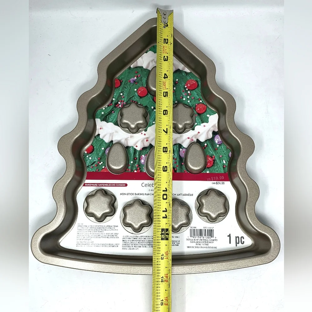 Celebrate It Christmas Tree Non-Stick Baking Pan 14